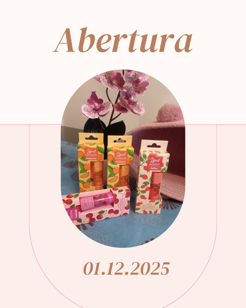 Publicação em que a página está dividida entre duas cores - em cima um rosa mais claro e em baixo um rosa mais escuro. Na parte mais clara tem escrito a palavra "Abertura" e na parte mais escura tem a data de abertura da loja. No meio da página, em formato oval tem uma foto de produtos da loja,